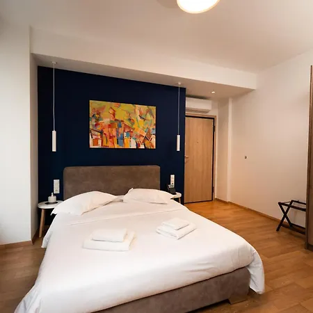 Luxury 3 Aparthotel
